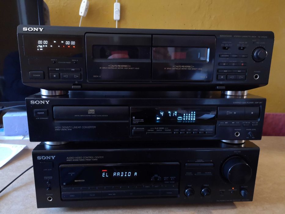 Zestaw audio firmy Sony  , 3 segmentowy - lata  90 te