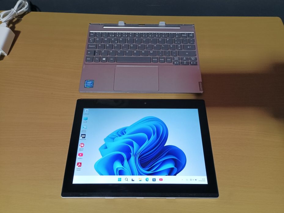 Lenovo Ideapad miix 320