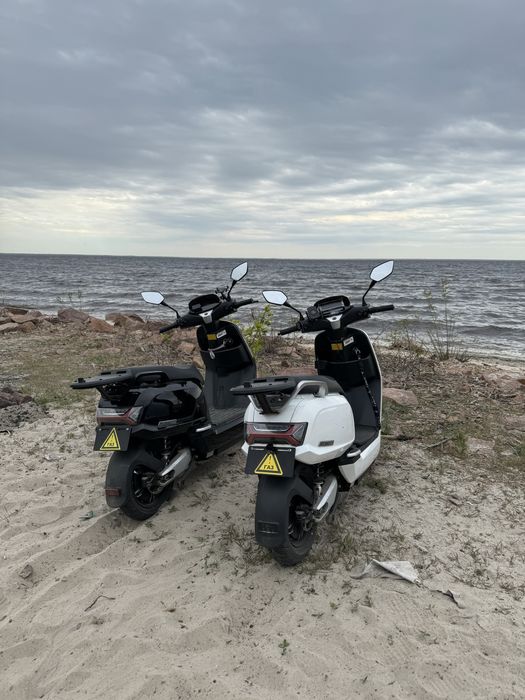 Оренда прокат якісний потужний скутер мопед шв 85 км/г. Можна без прав