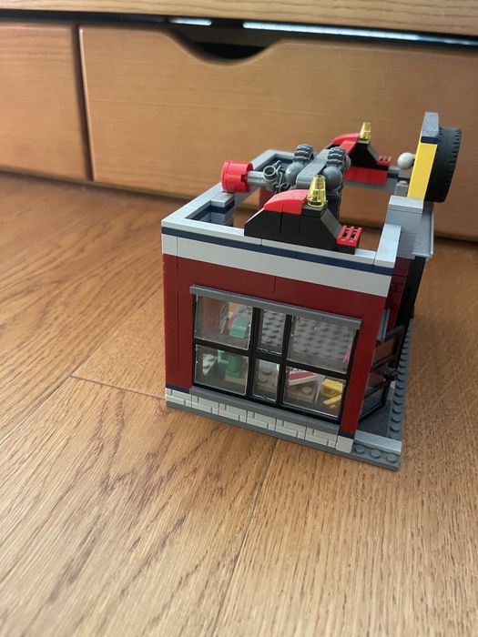 Lego 60258