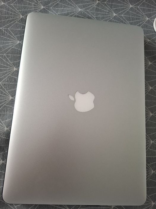 MacBook Air  2017