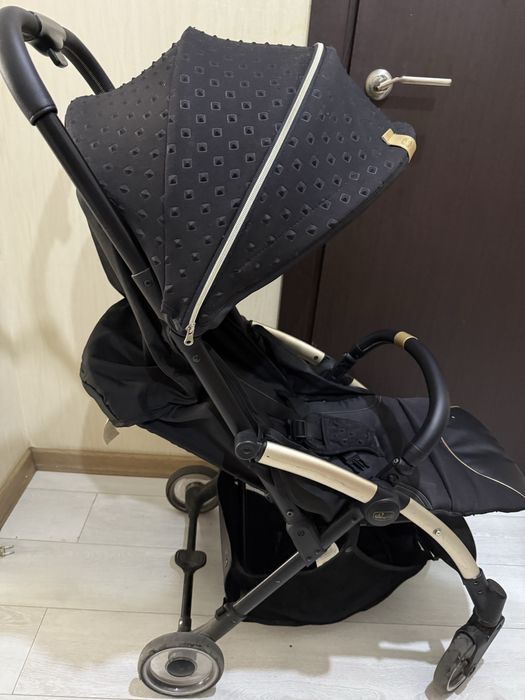 Коляска прогулянкова Chicco Goody Plus Black Re-Lux