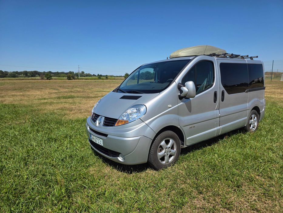 Sprzedam Renault Trafic 2014 rok. 8 osobowy.