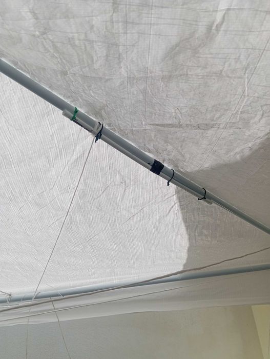 Tenda 6x 3 estado usado mas muito boa