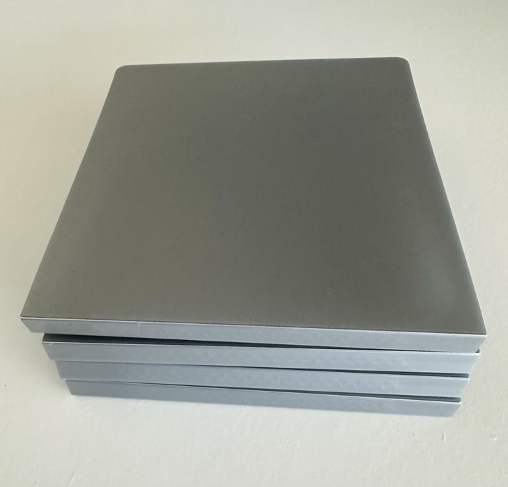 4 porta CDs / DVDs para armazenamento/ transporte de 32 unidades no total