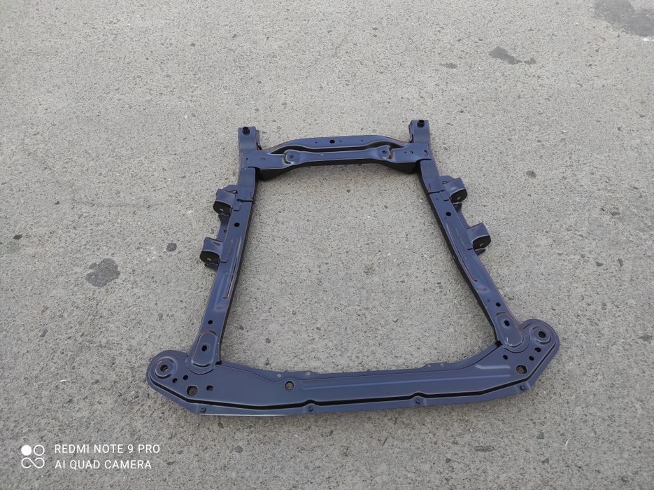 Підрамник подрамник балка Dacia Lodgy Dokker Лоджи Докер