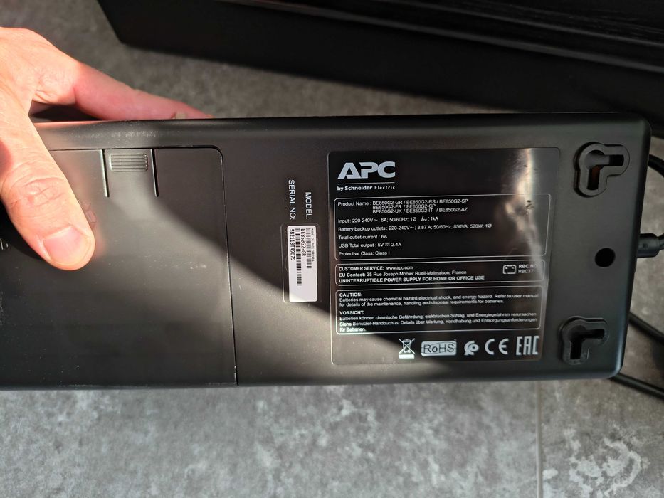 podtrzymanie zasilania/ups APC be850g2