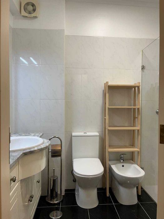 Apartamento T1+1 | Penha de França | Garagem | Arrendamento