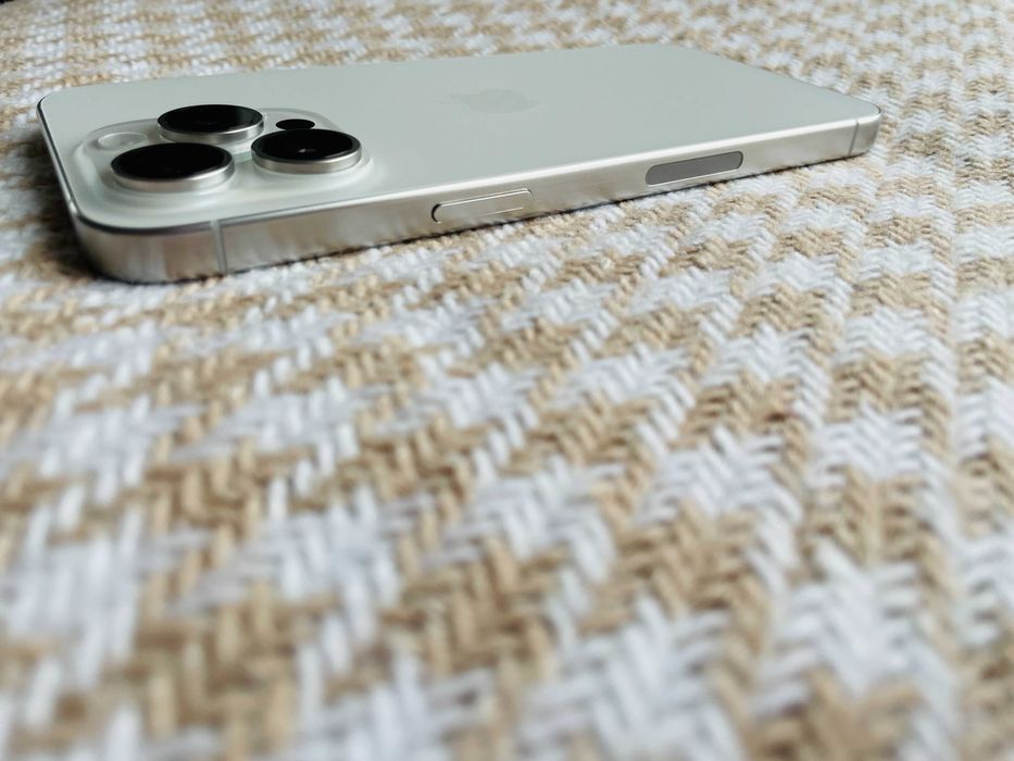 IPHONE 15 PRO MAX 256Gb ІДЕАЛ АКБ 100% White Titanium NEVERLOCK 90434