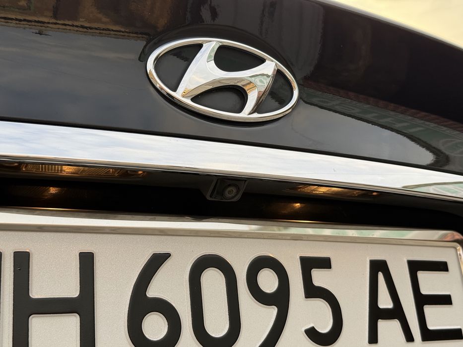 Продама Hyundai Sonata 2013 рік