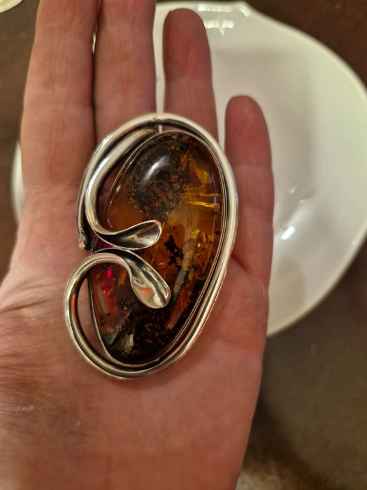 Brosżka - wisior bursztyn w srebrze