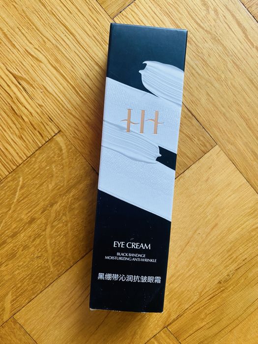 Krem pod oczy azjatycki Black Bandage przeciwzmarszczkowy odżywczy