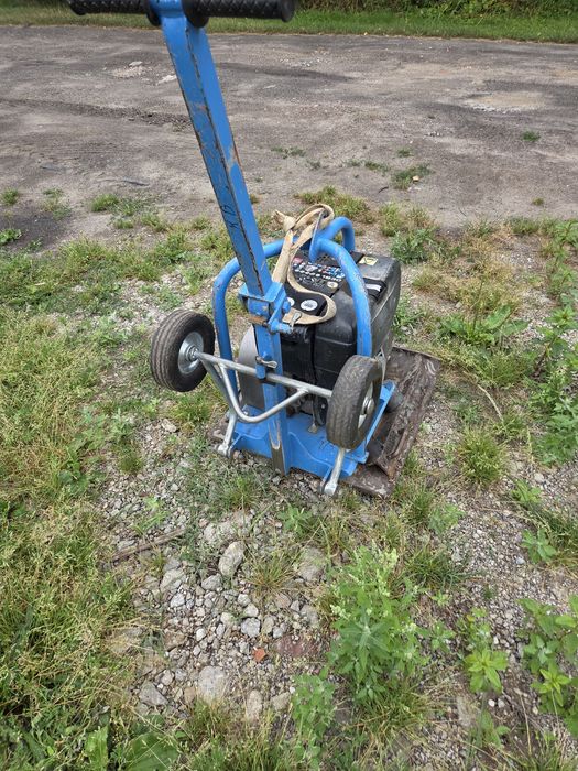 Nemaco rewo 160kg hatz 1b30 60cm diesel zagęszczarka tuptuś