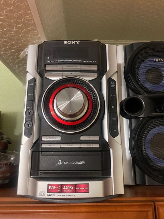 Музичний центр Sony . Не був у використанні