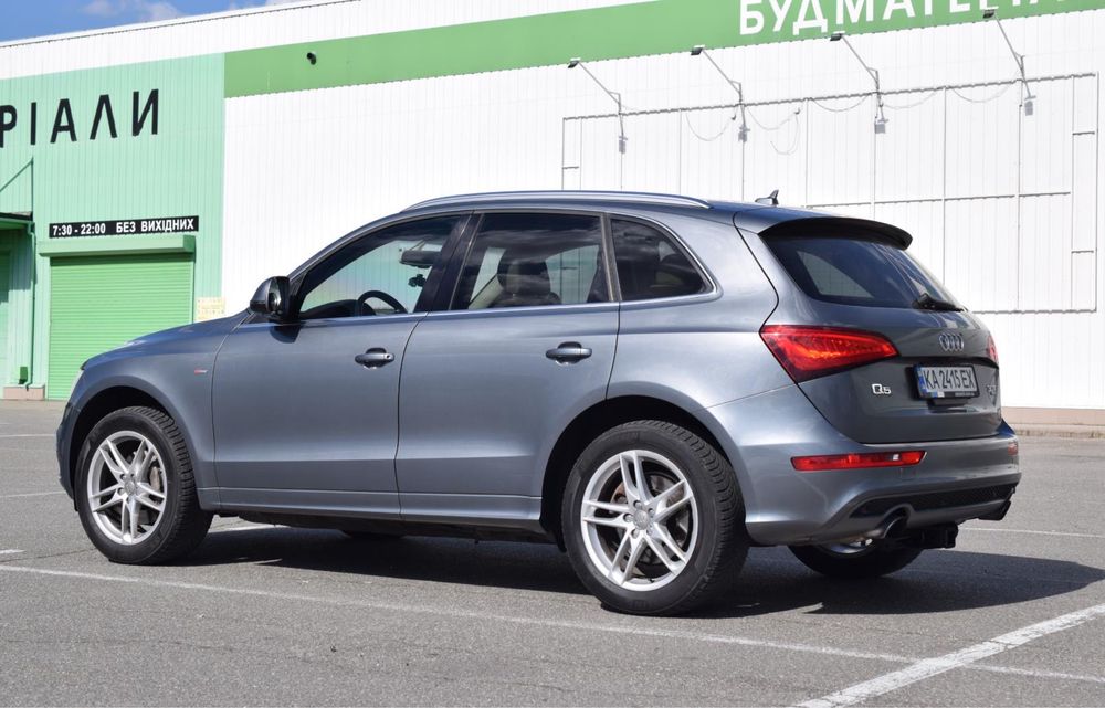Продам Аudi Q5 3.0 TFSI Quattro S-Line Prestige