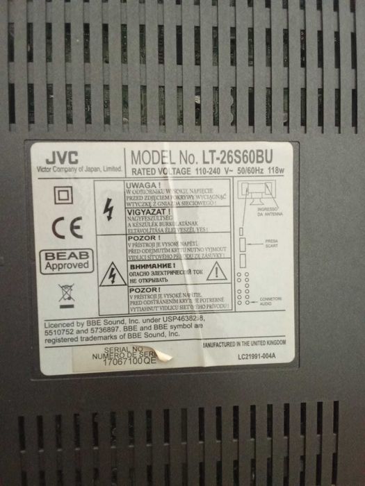 TV JVC 26 polegadas, Funcional com comando