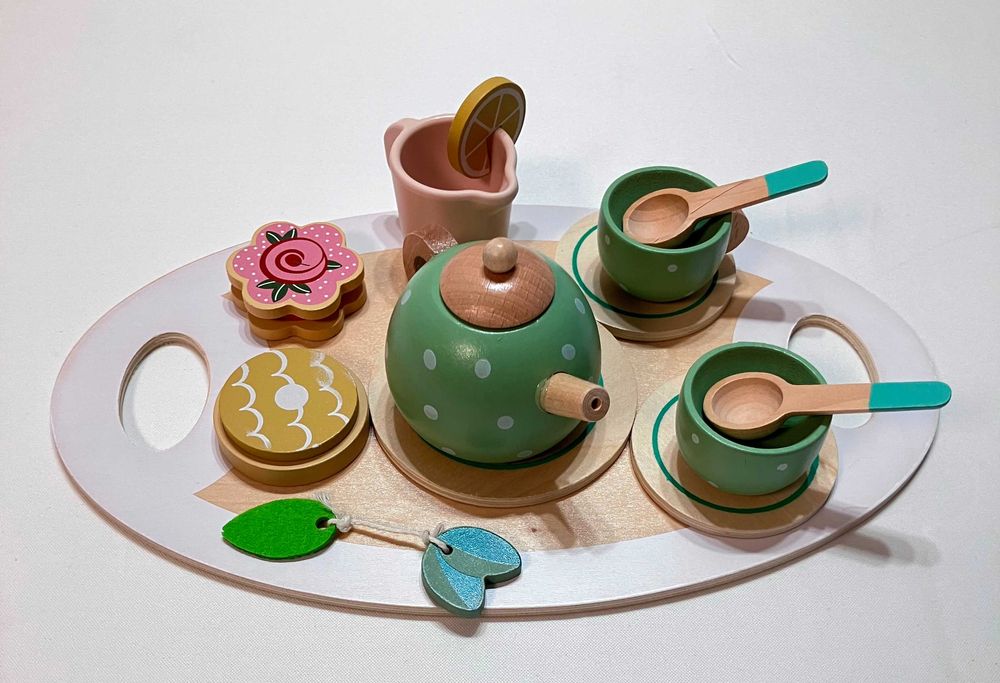 Drewniany Zestaw  Zabawkowy Do Herbaty 15 Elementów
