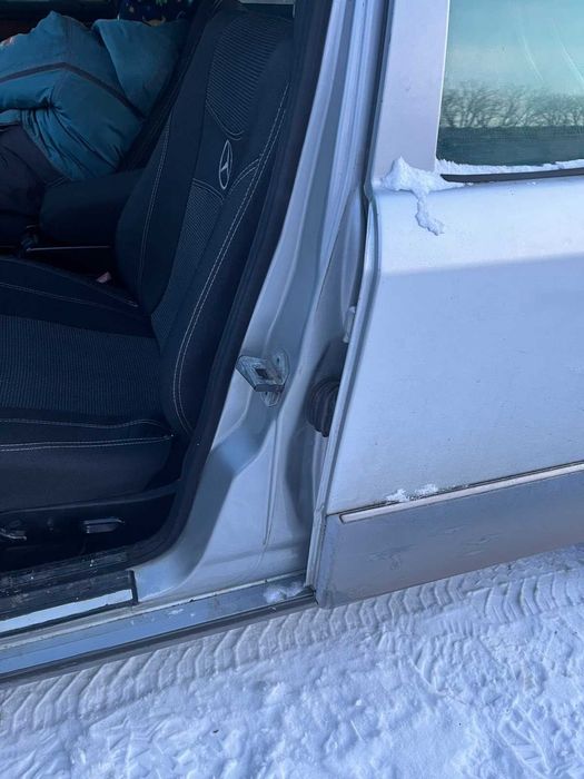 Mercedes-Benz E-Class 1994