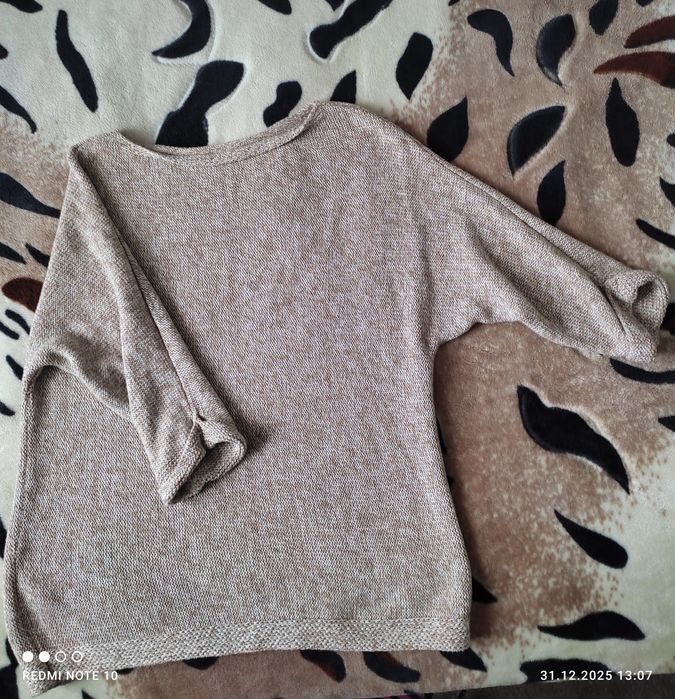 Продам кофтинки .