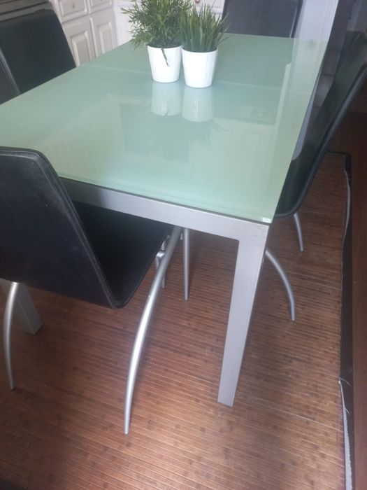 Mesa de cozinha extensível