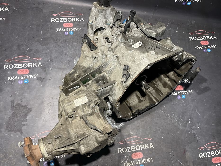 Коробка передач X-Trail 4x4 роздатка 1.6 dci МКПП 4wd