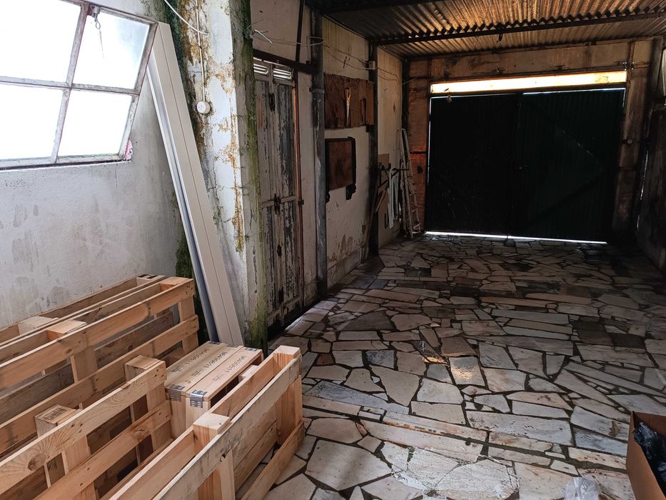 Moradia T3 Malveira lote 250m2, garagem, jardim e terraço