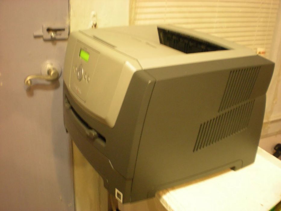 Принтер лазерний чорно білий Lexmark e352dn