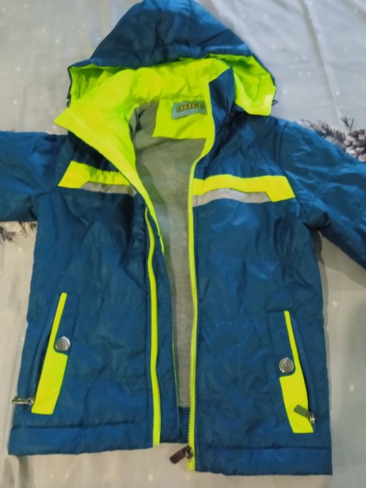 Курточка дитяча, на пізню весну і літо