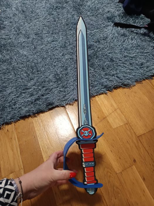 Espada de Pirata Caveira Azul – Super Segura