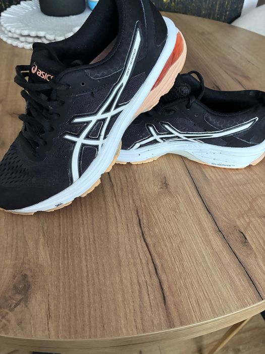 Sneakersy Asics 40