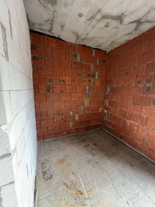 Боярка продам квартиру первый этаж с двориком 35м2