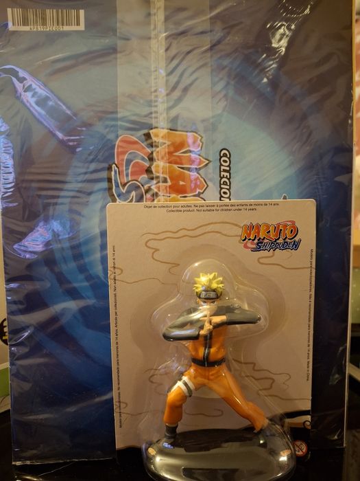Naruto Shippuden Figura com revista. Coleccionável.