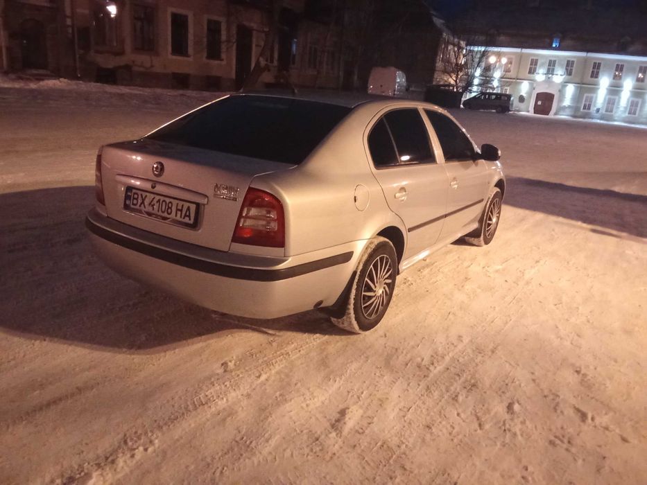 Продам Шкоду тур 1.6