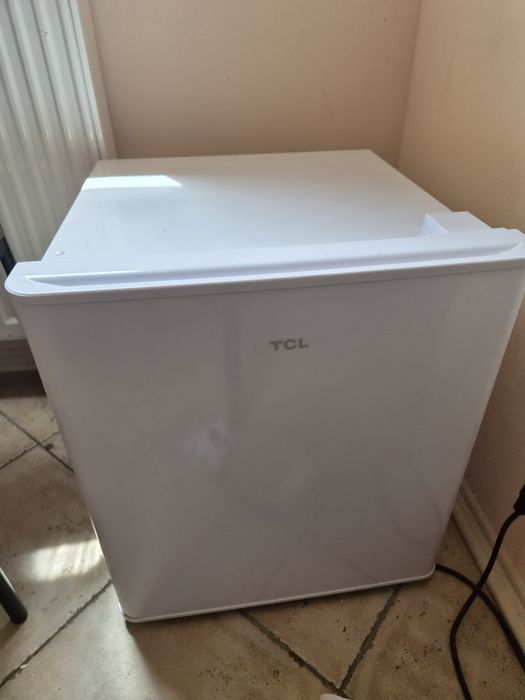Mini lodówka TCL 45cm prawie nowa