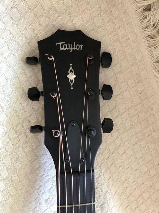 Guitarra acustica Taylor 324ce V Bracing 2022