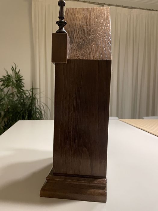 Relógio antigo, restaurado a pilhas