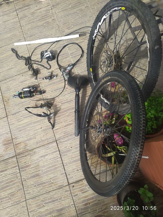 Material  bicicleta BTT Scott