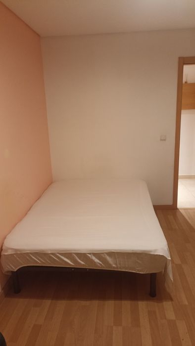 Quarto individual (Solteiro) incluso Despesas...