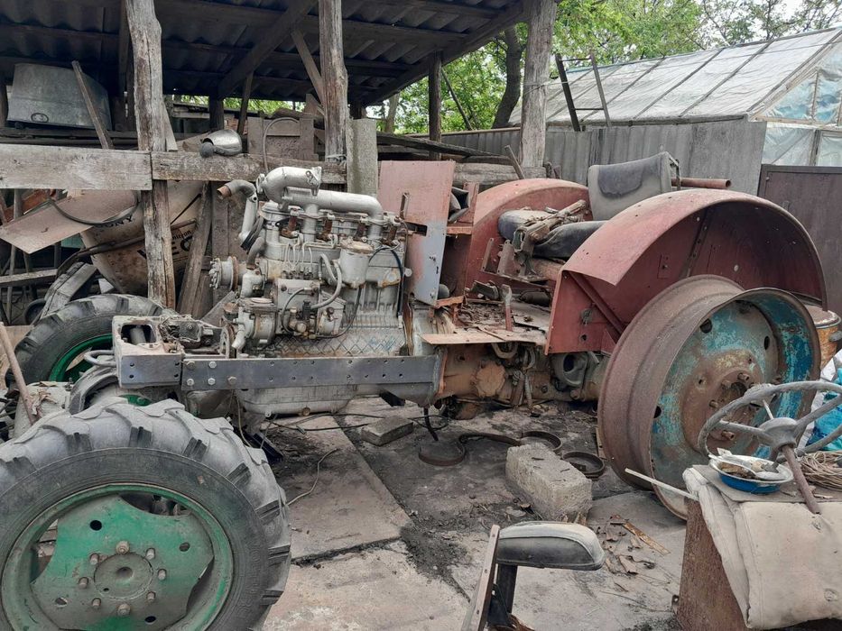 Трактор т40 з двигуном МТЗ.