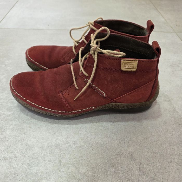 Camel Active wiązane skórzane botki bordo