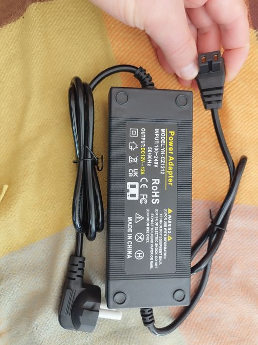 Zasilacz / Ładowarka 12V 12A (144W) YH-CZ1212 – idealny do ogrzewania diesel / Webasto