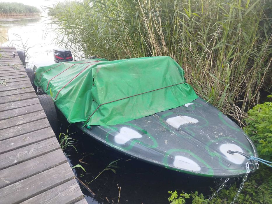 Комплект човен, мотор лафет Крим Mercury 30 лодка катер