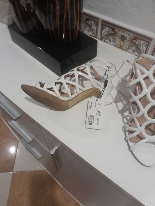 Sandálias de senhora