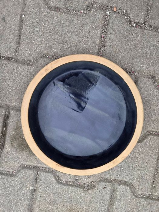 Doniczka ceramiczna z podstawką 
Wys 21cm śre 30cm