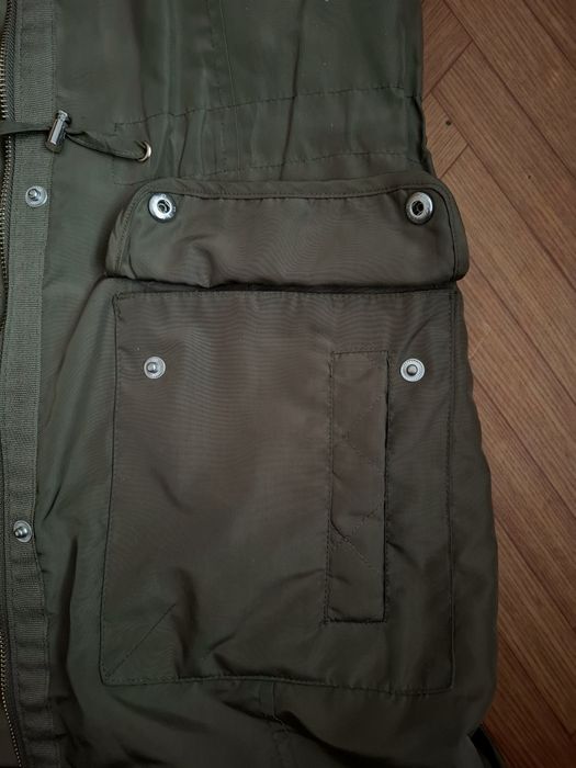 Куртка демісезонна кольору хакі