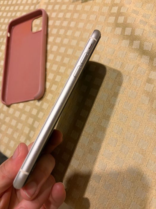 IPhone 11 de 64GB WHITE