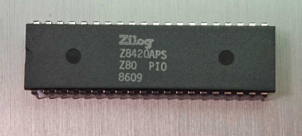 Z8420APS  kontroler równoległych portów wejścia/wyjścia dla Z80