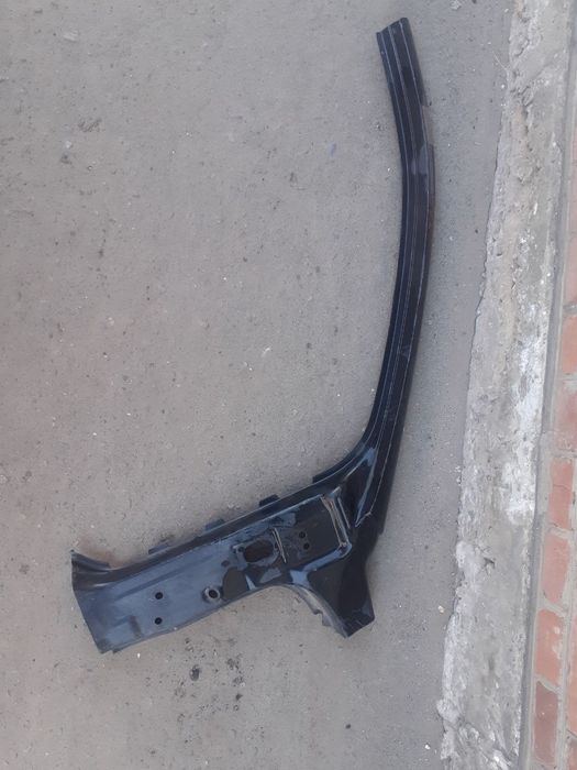 Стойка кузова Skoda Octavia 1