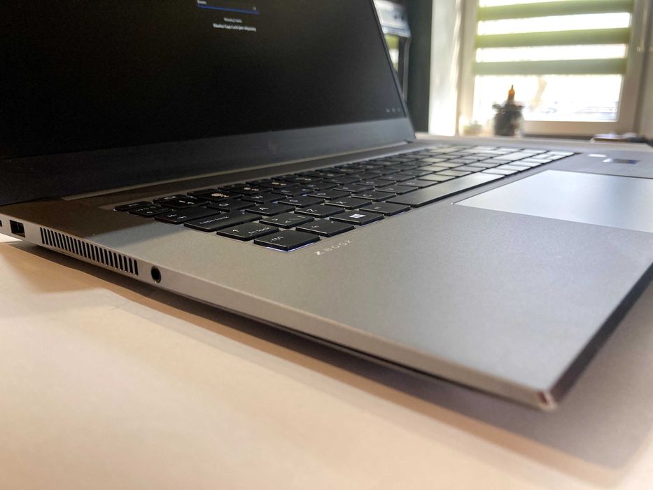 HP ZBOOK STUDIO 15,6 G8 i7 11850H 32GB RTX A3000 6GB W11