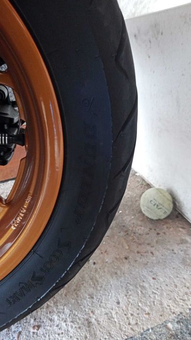 Kymco Xciting 400i como nova